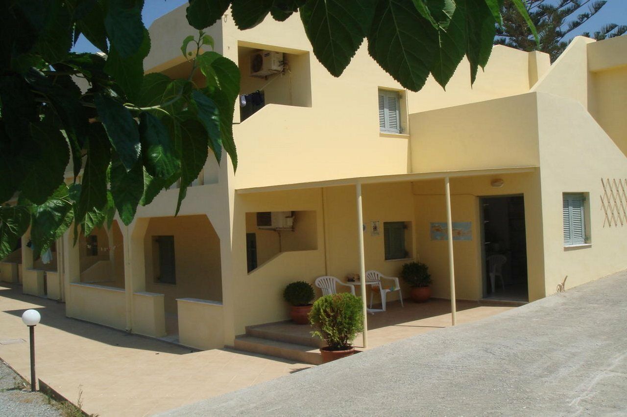 Keti Apartments Adelianos Kampos Exterior foto